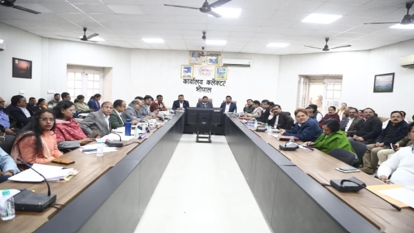Tehsildars took leave in protest against minister statement administrative work will be affected