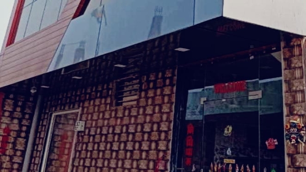 Raid on guest house in Gwalior regarding racket used to give rooms on rent for short period Raid on guest house in Gwalior regarding racket used to give rooms on rent for short period