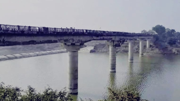 Parvati Bridge 49 years old bridge now a cause of danger traffic stop in Bhopal and Rajgarh Parvati Bridge 49 years old bridge now a cause of danger traffic stop in Bhopal and Rajgarh