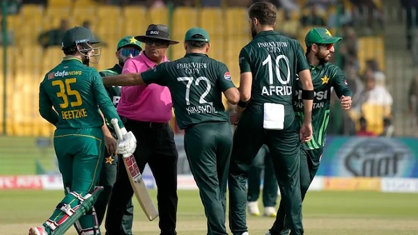 Shaheen Afridi and Breetzke involved in heated exchange