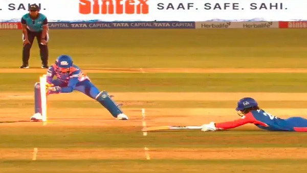 Huge Run Out Controversy In WPL