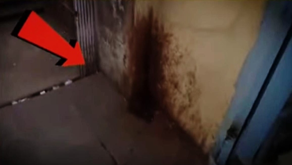 Hindu shopkeepers doing business in Jama Masjid troubled by Muslim community forced to migrate