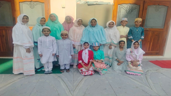 Bohra community celebrated Eid-ul-Fitr festival in Bhopal meeting for moon will be held in Moti Masjid Bohra community celebrated Eid-ul-Fitr festival in Bhopal meeting for moon will be held in Moti Masjid