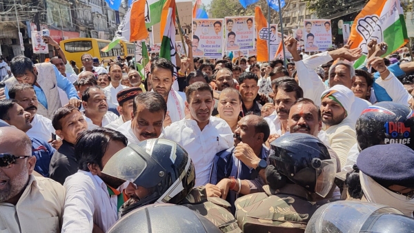 Kisan Congress creates ruckus in Bhopal stage breaks during assembly siege before budget session