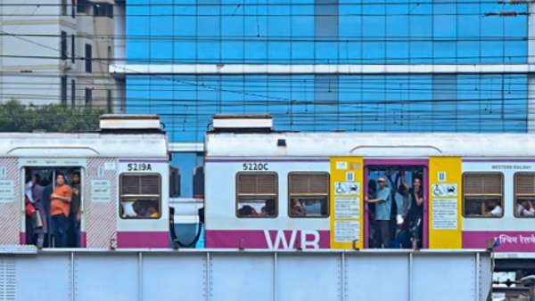 Mumbai local train