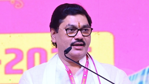 Dhananjay munde