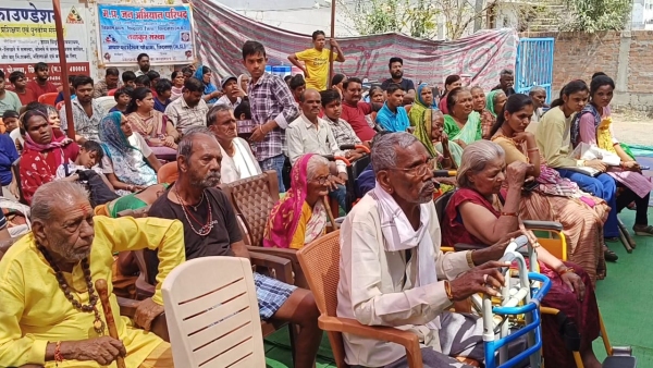 Faces of elderly and disabled people lit up after getting equipment Aadhar Foundation Faces of elderly and disabled people lit up after getting equipment Aadhar Foundation