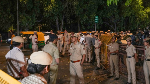 Illegal Stay Delhi Police Action Illegal Stay Delhi Police Action