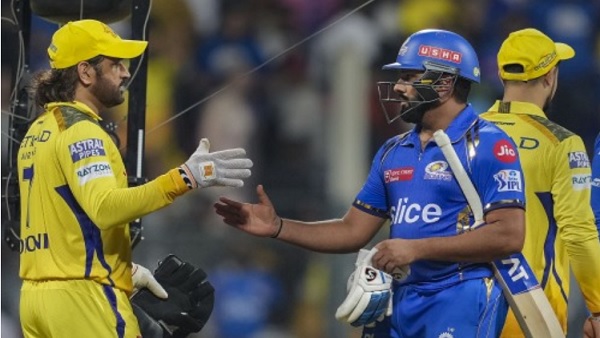 MS Dhoni and Rohit Sharma MS Dhoni and Rohit Sharma