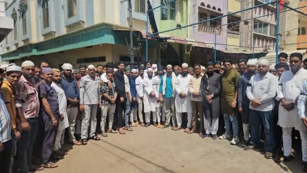 Muslim community showed solidarity against terrorism protested by wearing black bands