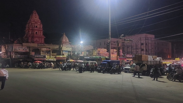 Sirens blackouts and rescue operations in MP Mock drills from Bhopal to Katni fire in a mall Sirens blackouts and rescue operations in MP Mock drills from Bhopal to Katni fire in a mall