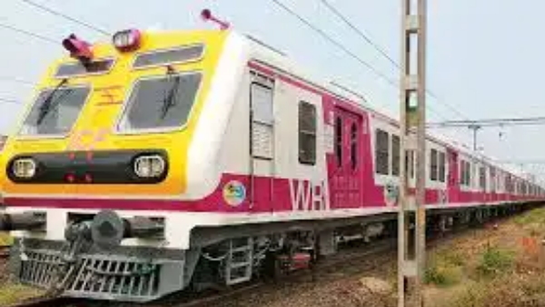 Mumbai local train