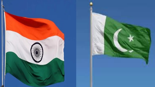 India bans all imports from Pakistan India bans all imports from Pakistan