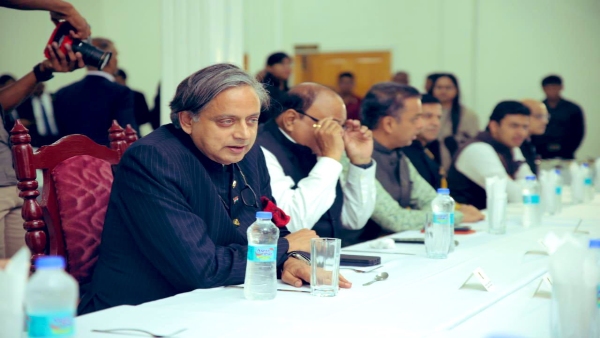 Shashi Tharoor