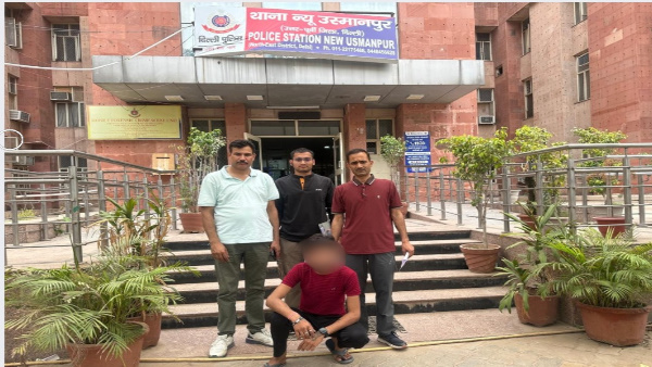 dehradun stf friend request sent social media name of woman emotional blackmail game of lakhs rupees began