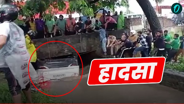 Haldwani Tragic car accident fell into canal four people same family child born three days ago died Haldwani Tragic car accident fell into canal four people same family child born three days ago died