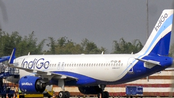 Indigo plane emergency landing Indigo plane emergency landing