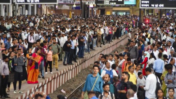 Mumbai Local Train Mumbai Local Train