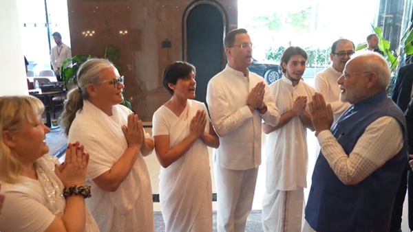 pm modi welcomed in zagreb pm modi welcomed in zagreb