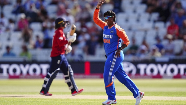 IND-W vs ENG-W 1