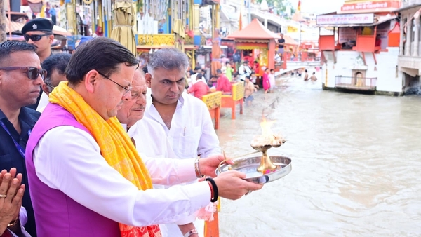 Dhami Conducts Ganga Puja in Haridwar