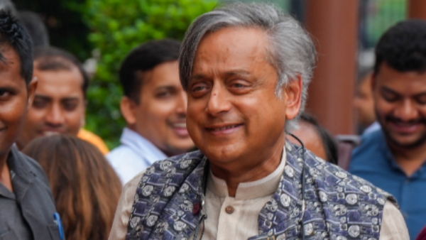 Congress Shashi-Tharoor Rift