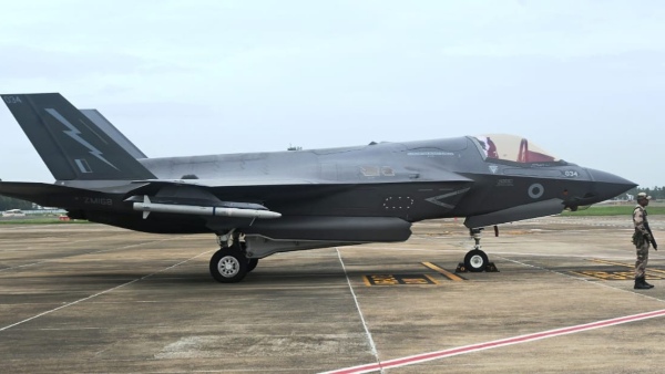 uk-f-35b-fighter-jet