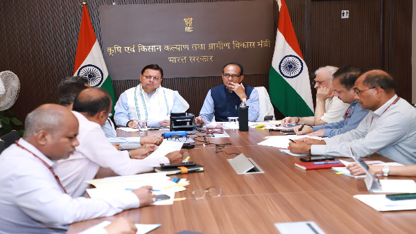CM pushkar Dhami met Agriculture Minister Shivraj Chauhan discussed schemes Rs 3800 crore farmers CM pushkar Dhami met Agriculture Minister Shivraj Chauhan discussed schemes Rs 3800 crore farmers