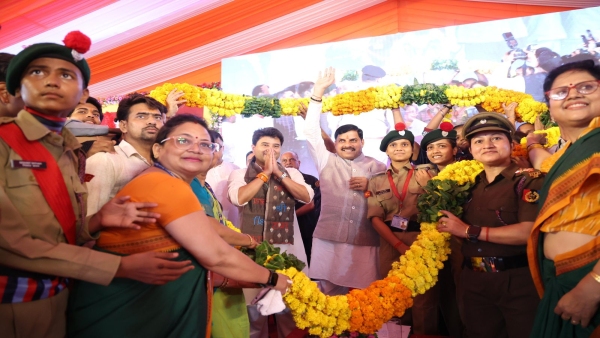 Development of Gwalior CM Mohan Yadav and Jyotiraditya Scindia gave a gift of 281 crore Development of Gwalior CM Mohan Yadav and Jyotiraditya Scindia gave a gift of 281 crore