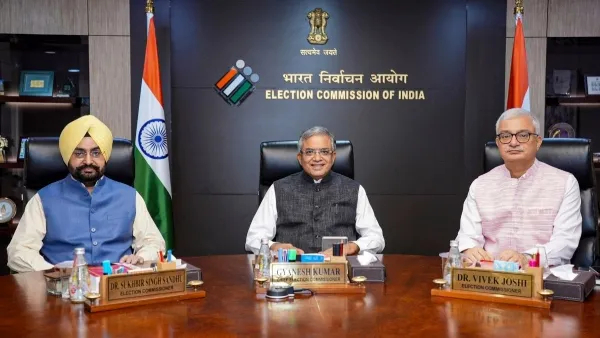 चुनाव आयोग ने PC में 'वोट चोरी' के आरोपों का दिया जवाब