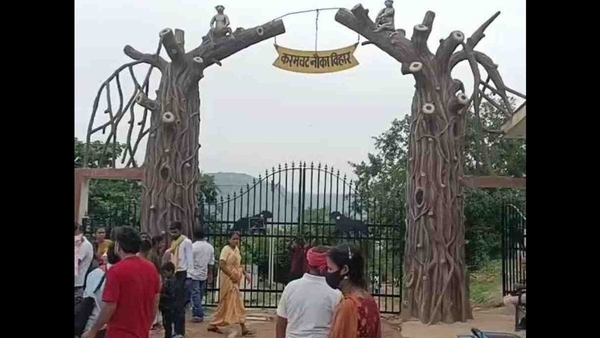 Karamchat Dam Launches Houseboat Service