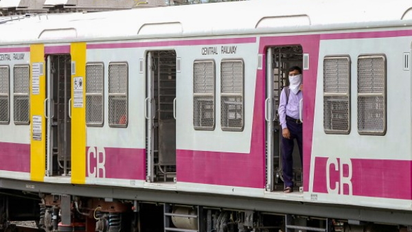Mumbai local train