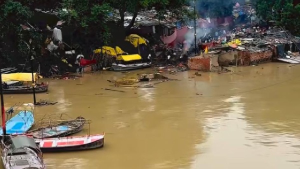 flood in up flood in up