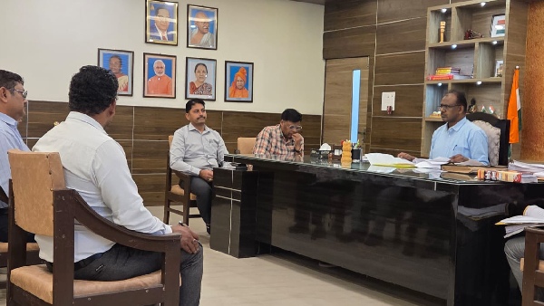 dm maharajganj dm maharajganj