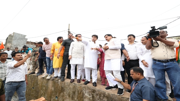 Jyotiraditya Scindia praised CM Mohan Yadav sensitivity and promptness in flood