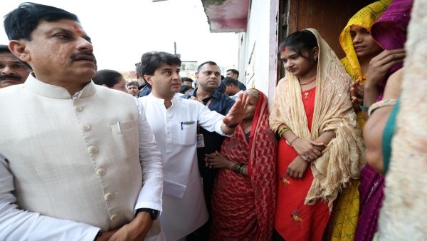 Jyotiraditya Scindia praised CM Mohan Yadav sensitivity and promptness in flood