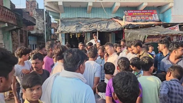 Police hooliganism on journalists Congress target in Bhind on 11 September Digvijay Singh and Jitu Patwari Police hooliganism on journalists Congress target in Bhind on 11 September Digvijay Singh and Jitu Patwari