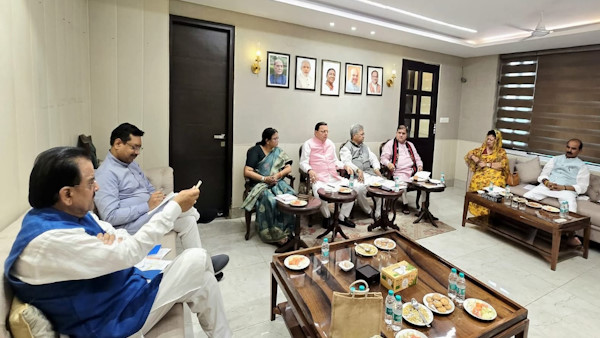Uttarakhand Dispute escalated rhetoric between BJP MLA leaders leadership summoned What instructions