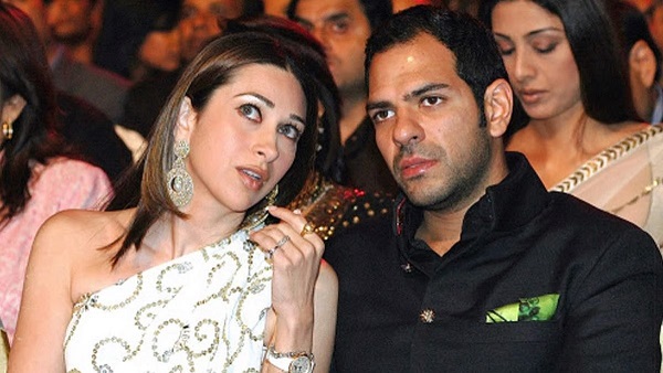 Karisma Kapoor Exposed