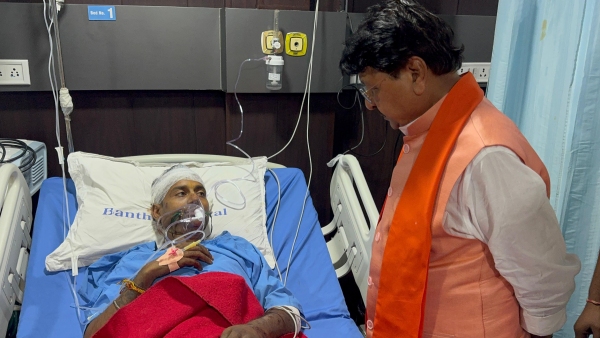 Indore accident Kailash Vijayvargiya reached hospital MP government will bear cost of treatment Indore accident Kailash Vijayvargiya reached hospital MP government will bear cost of treatment
