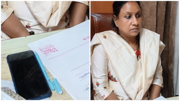 Jabalpur Lokayukta female clerk Preeti Thakur arrested red handed taking a bribe of 5 thousand
