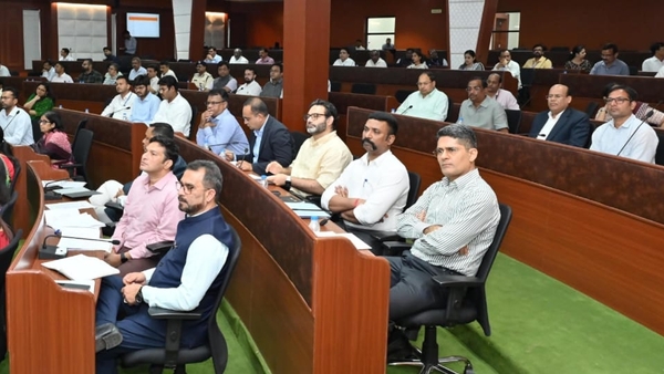 Chief Minister Focuses on Capital Expenditure and Governance