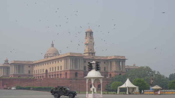 delhi-ncr-pollution-aqi-poor-aap-bjp-debate-smog delhi-ncr-pollution-aqi-poor-aap-bjp-debate-smog