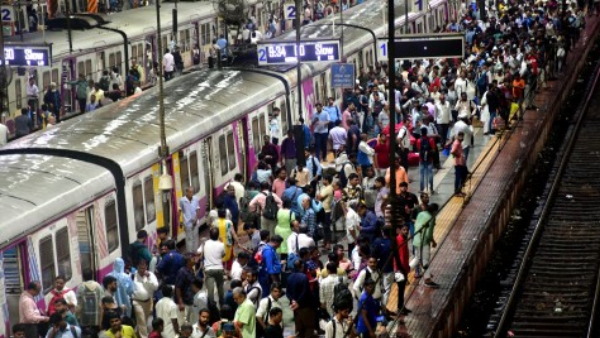 Mumbai local train