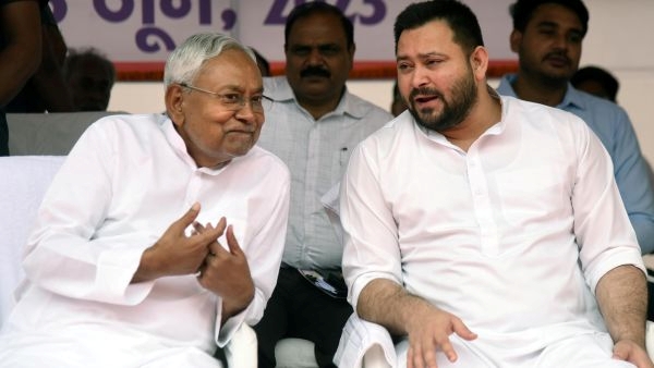nitish kumar tejashwi yadav