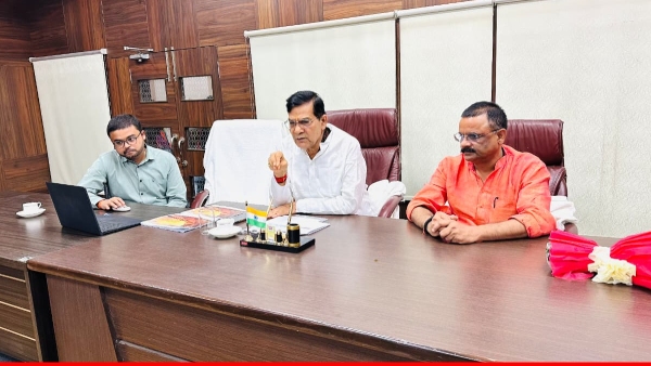 varanasi news nagar vikas minister ak sharma