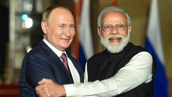 PM Modi Vladimir Putin Phone Call