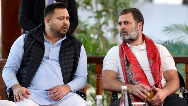 rahul gandhi with tejashwi yadav rahul gandhi with tejashwi yadav