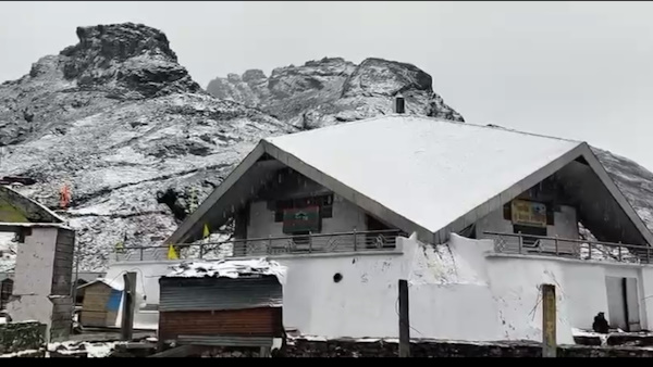 Uttarakhand dehradun kedarnath badrinath weather Rain temperature snowfall mountains know where