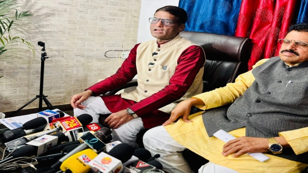 Damodar Yadav attacks Dhirendra Shastri Save Constitution march announced from Gwalior on November 16th Damodar Yadav attacks Dhirendra Shastri Save Constitution march announced from Gwalior on November 16th